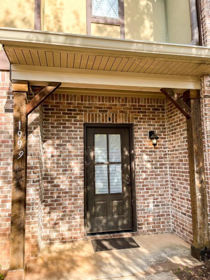 Lovely Townhouse! Auburn Exterior photo