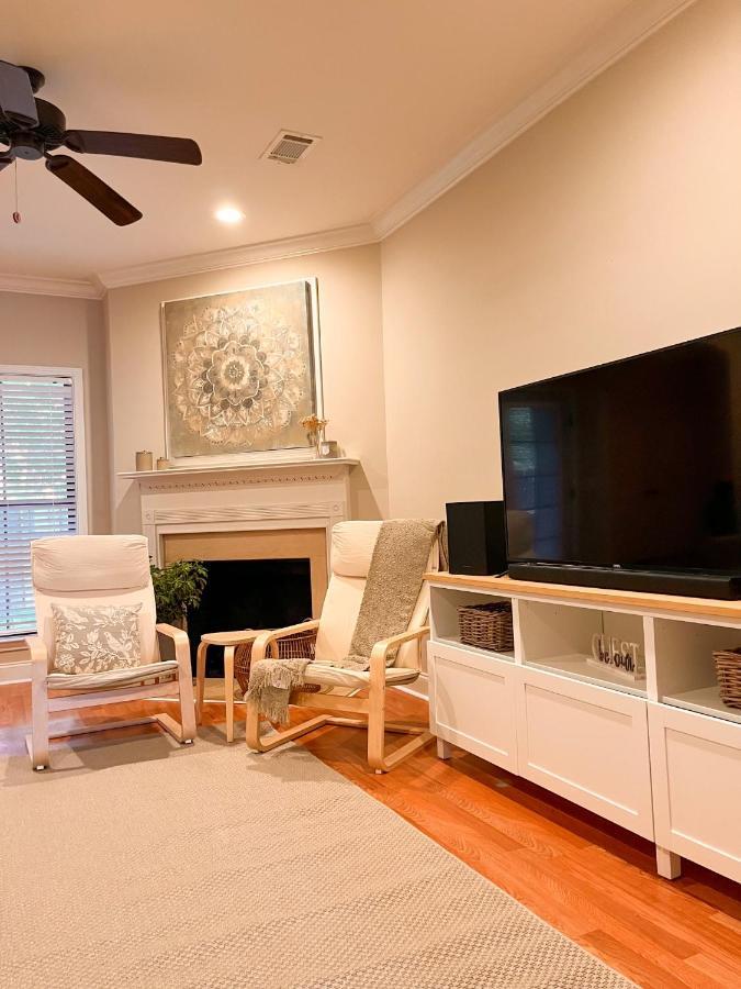 Lovely Townhouse! Auburn Exterior photo