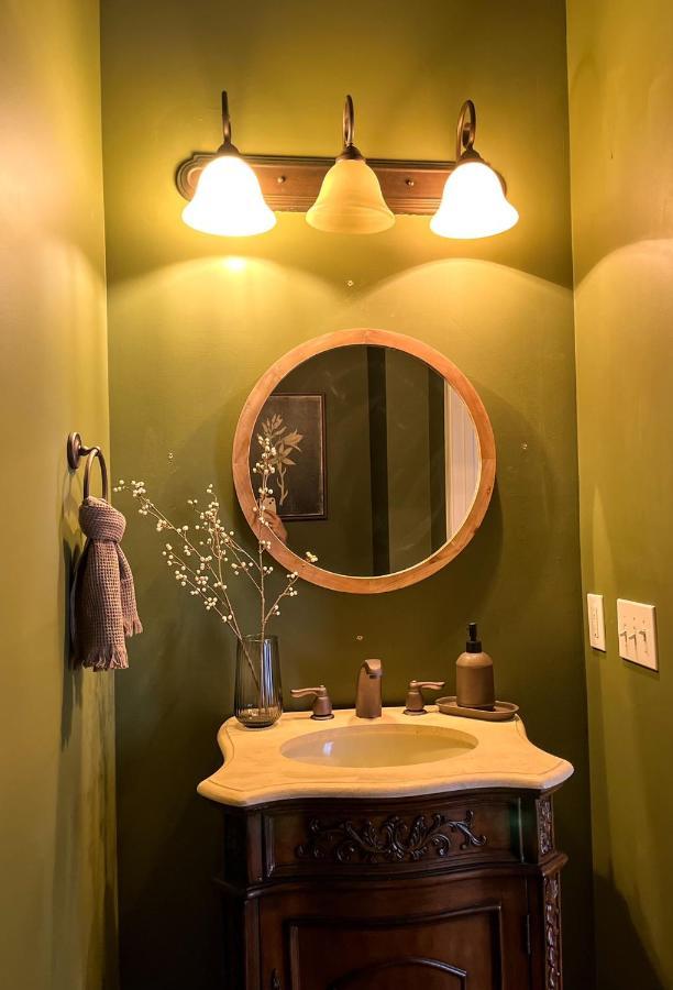 Lovely Townhouse! Auburn Exterior photo